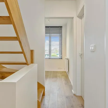 Beautifully Renovated House For 8 Persons With Sunny-garden In Värdshus *