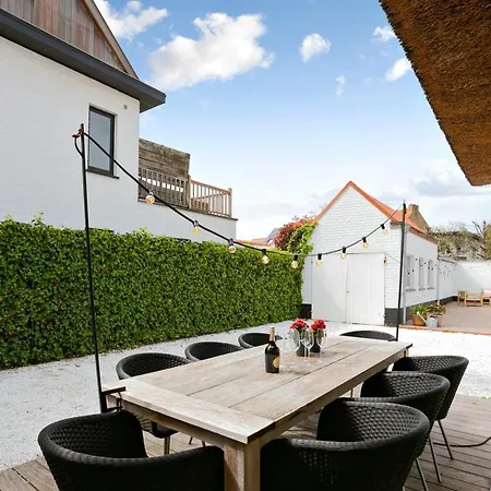 Beautifully Renovated House For 8 Persons With Sunny-garden In Estalagem *